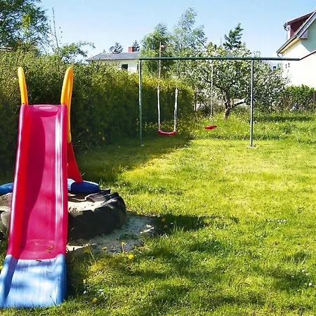 Semesterbostad Doppelhaushaelfte, Ostseebad Kühlungsborn