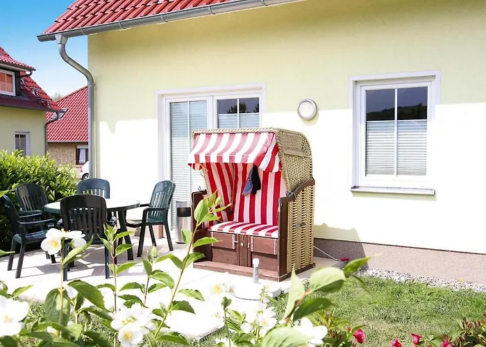 Doppelhaushaelfte, Ostseebad Kühlungsborn